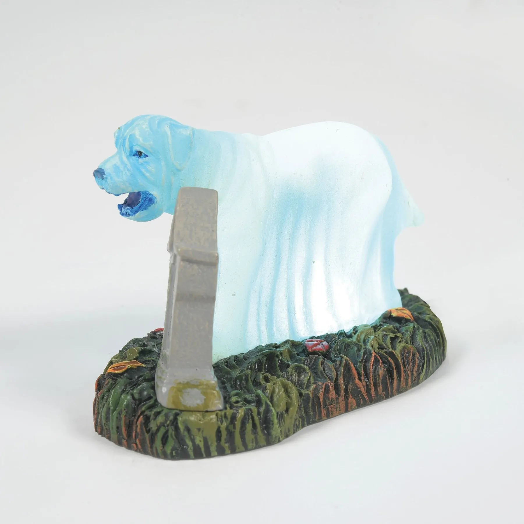 Snow Village Halloween*Department 56 Buddy's Ghost