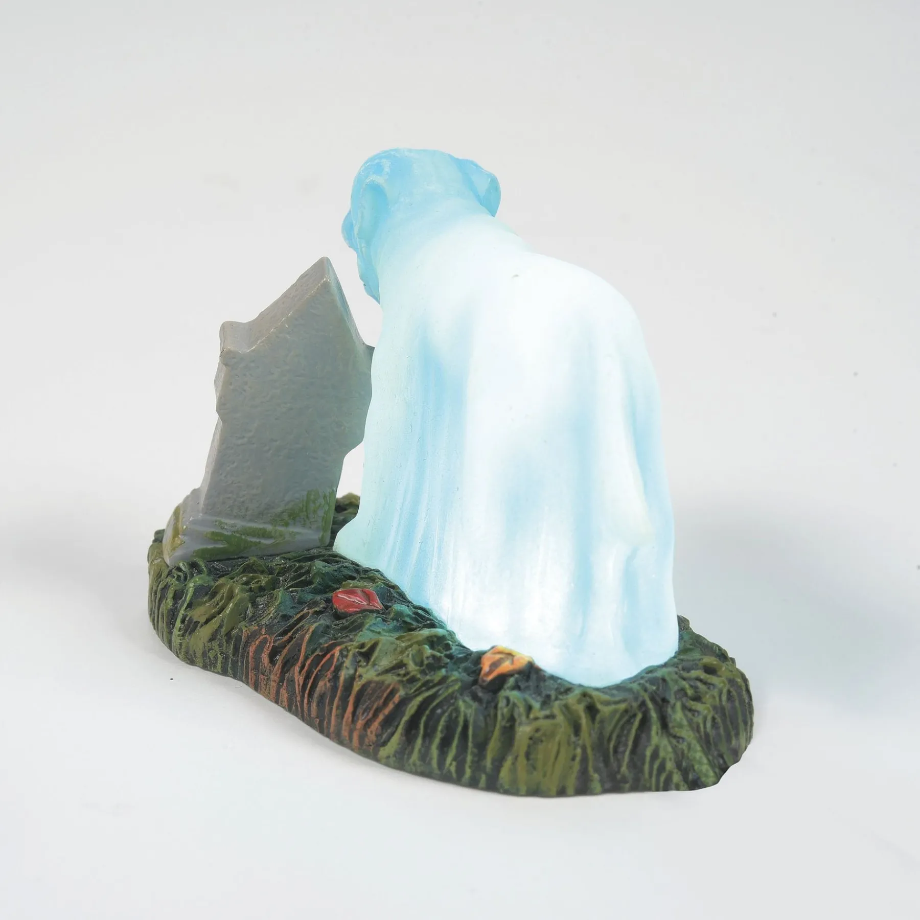 Snow Village Halloween*Department 56 Buddy's Ghost