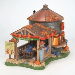 Snow Village Halloween*Department 56 Make & Take Scarecrow Shack