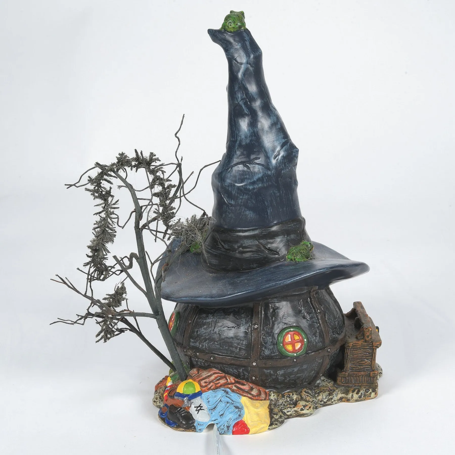 Snow Village Halloween*Department 56 Toads & Frogs Witchcraft Haunt