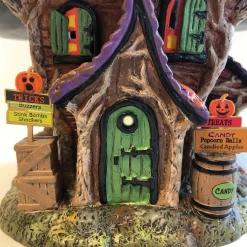 Snow Village Halloween*Department 56 Trixie's Tricks & Treats